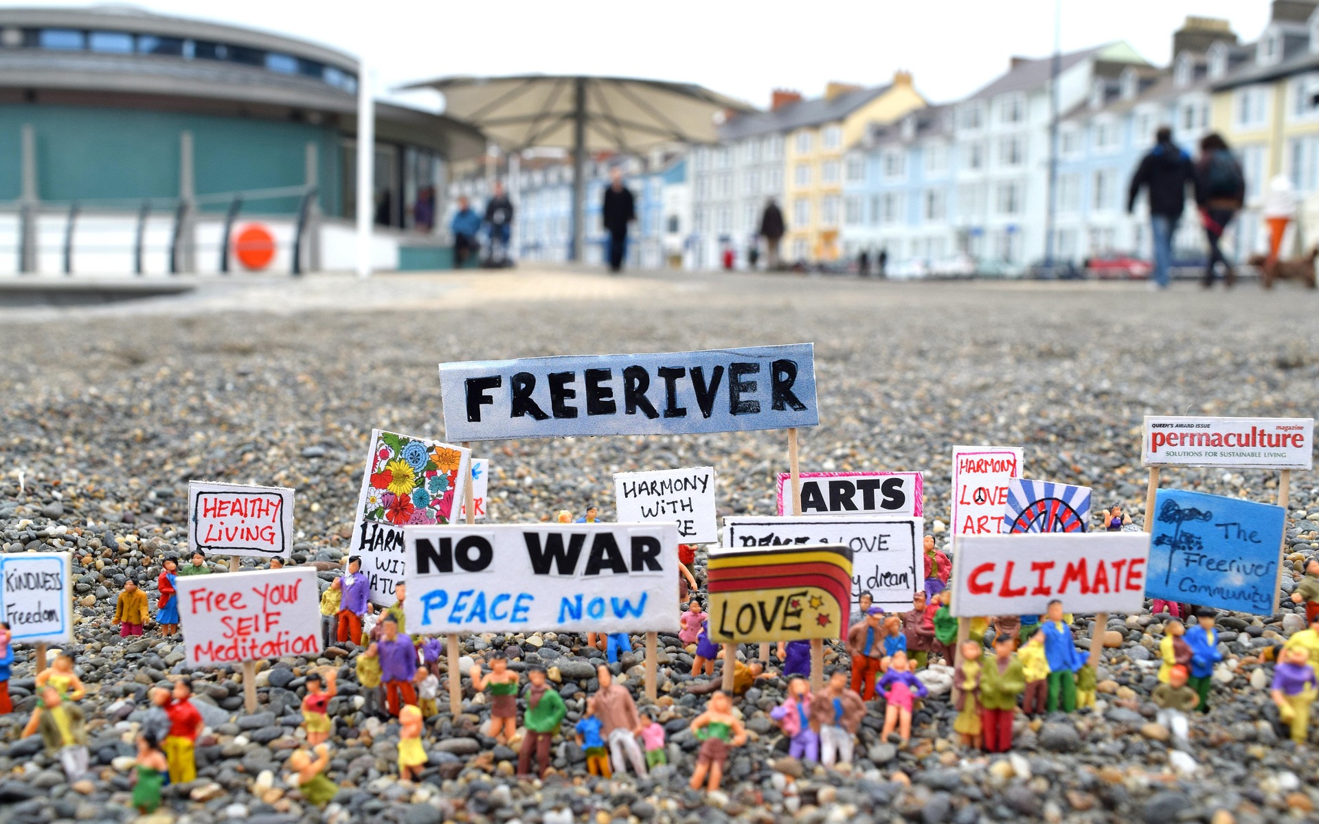 stuarthampton-protest-pace-no-guerra