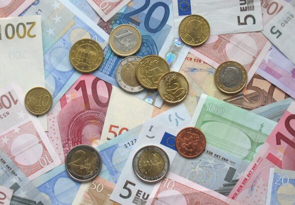 Monete e banconote in euro